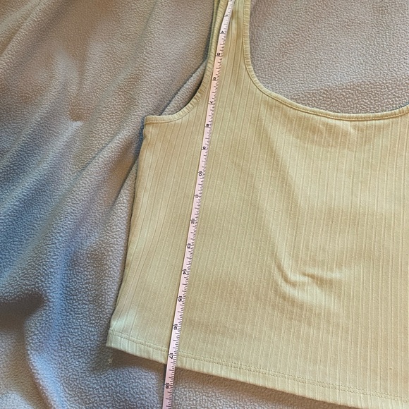 Light Green Crop Tank - Picture 3 of 4